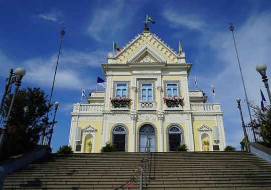 A Basílica Santuário de Nossa Senhora da Penha de França, no Rio de Janeiro.